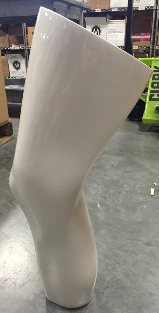 WHITE KNEE MANNEQUIN (MAGNETIC STAND=P1514)